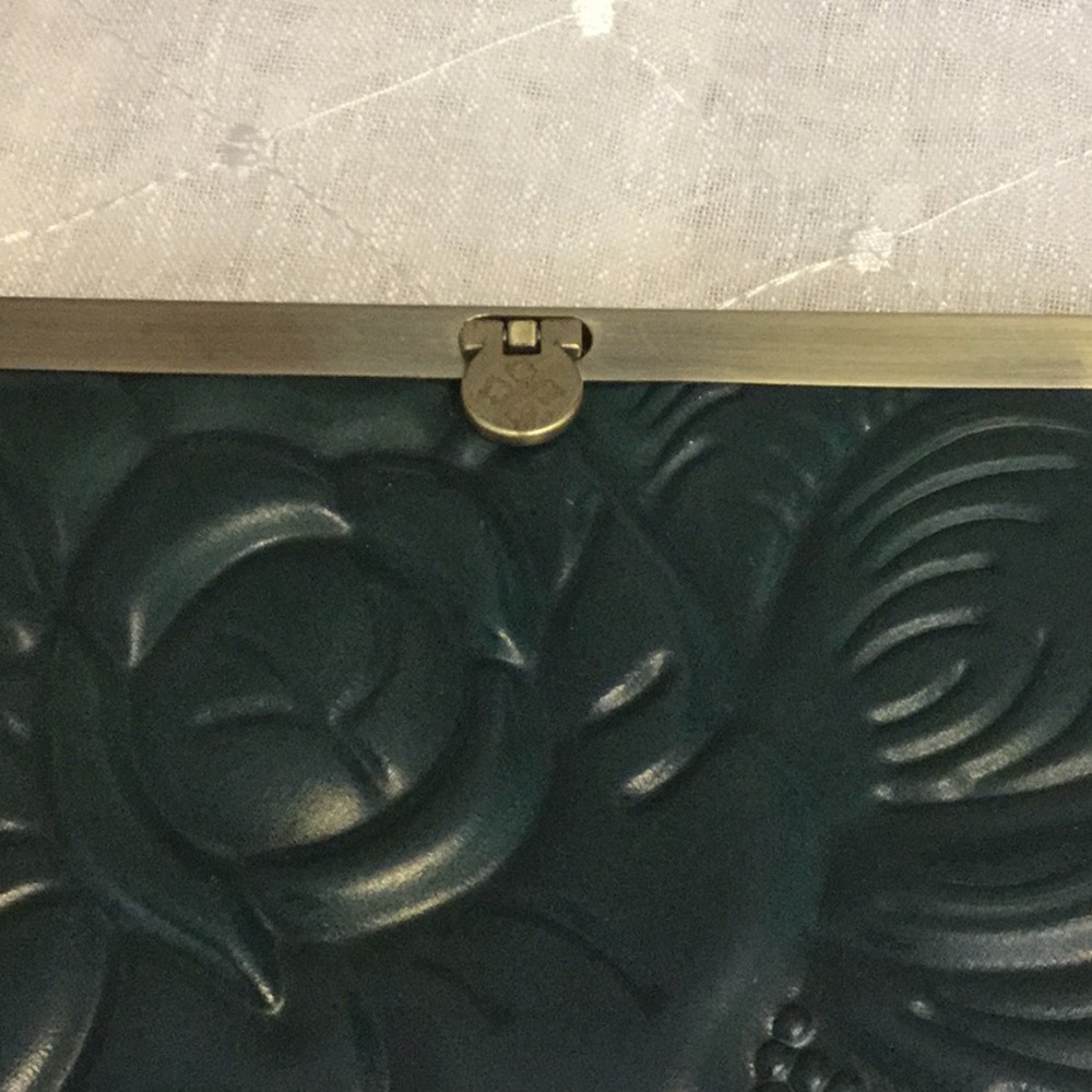 Wallet - Picture 2 of 6